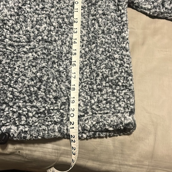 Zipper front sweatshirt - Picture 8 of 8